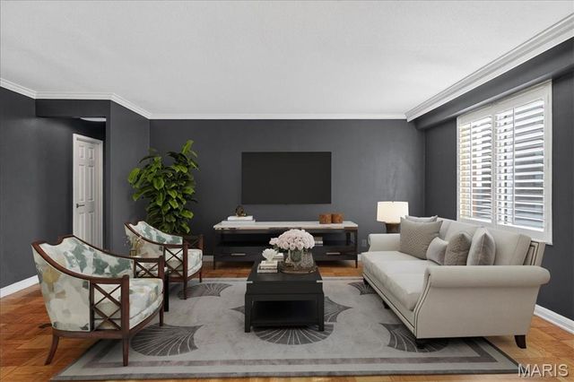 900 S Hanley Road 7E, Clayton, MO 63105