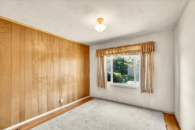 86 46th St, Sacramento, CA 95819