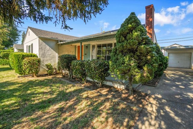 86 46th St, Sacramento, CA 95819