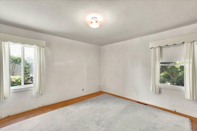 86 46th St, Sacramento, CA 95819