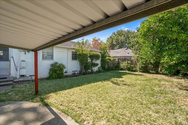 86 46th St, Sacramento, CA 95819