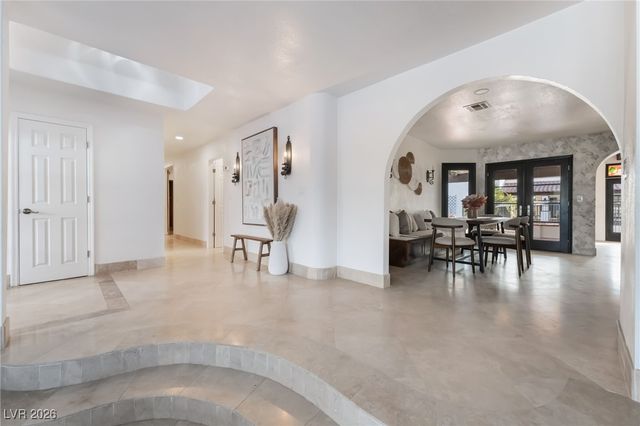 6465 Edna Avenue, Las Vegas, NV 89146