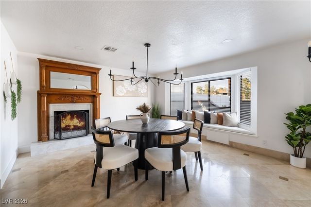 6465 Edna Avenue, Las Vegas, NV 89146