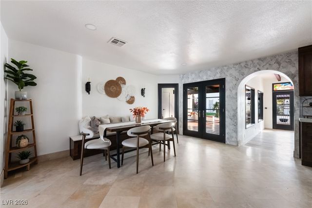 6465 Edna Avenue, Las Vegas, NV 89146