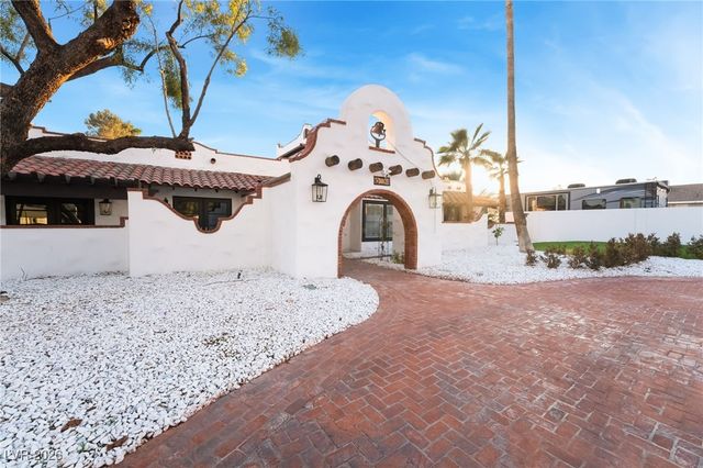 6465 Edna Avenue, Las Vegas, NV 89146