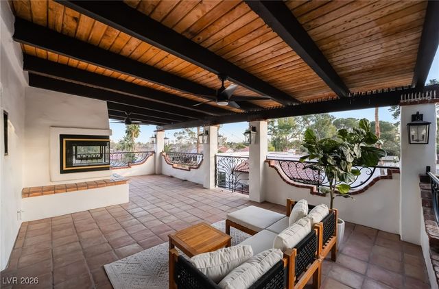 6465 Edna Avenue, Las Vegas, NV 89146