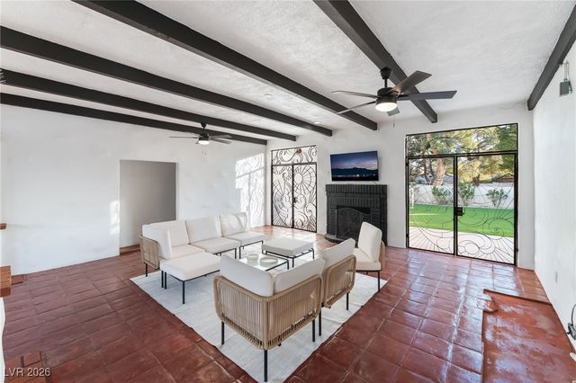 6465 Edna Avenue, Las Vegas, NV 89146