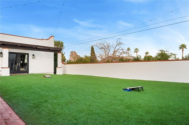 6465 Edna Avenue, Las Vegas, NV 89146