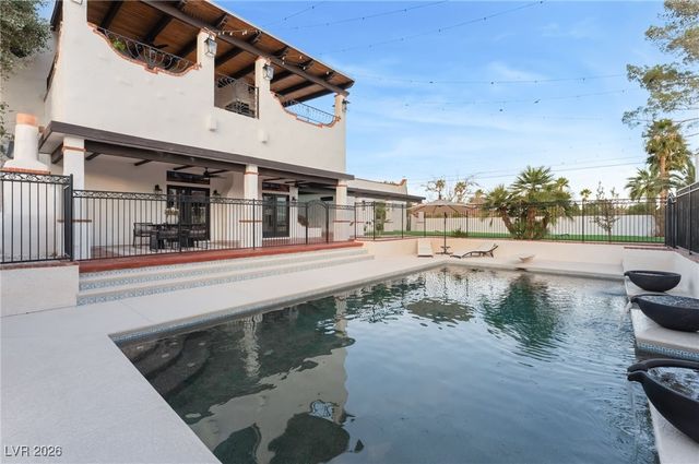 6465 Edna Avenue, Las Vegas, NV 89146