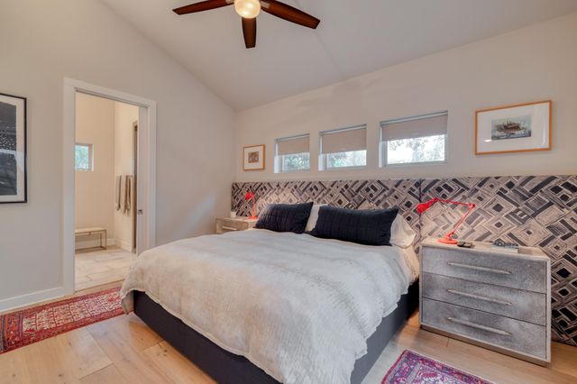 209 El Paso ST, Austin, TX 78704