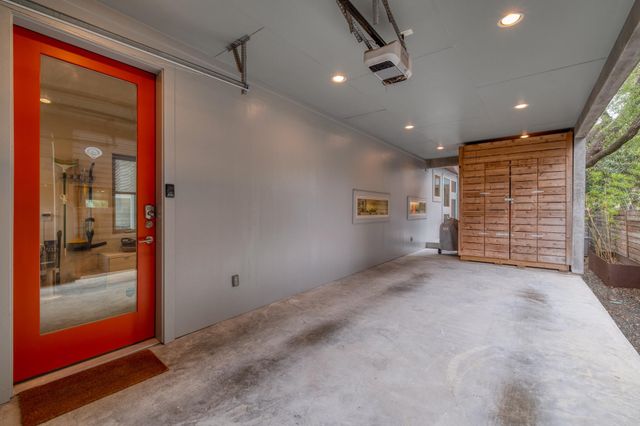 209 El Paso ST, Austin, TX 78704