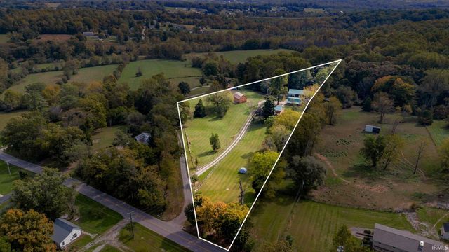 5565 S Rockport Road, Bloomington, IN 47403