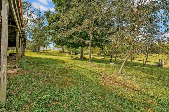 5565 S Rockport Road, Bloomington, IN 47403