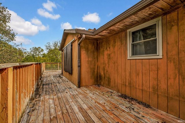 5565 S Rockport Road, Bloomington, IN 47403