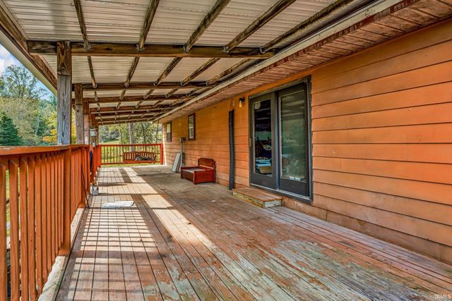 5565 S Rockport Road, Bloomington, IN 47403