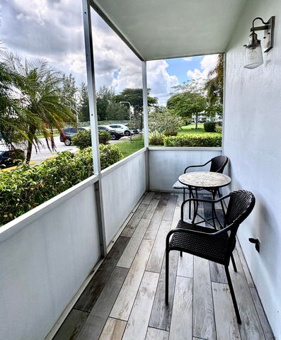 140 WINDSOR G, West Palm Beach, FL 33417