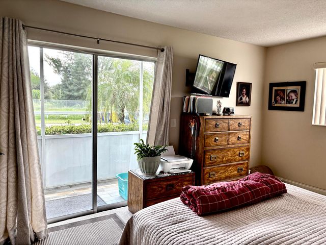140 WINDSOR G, West Palm Beach, FL 33417