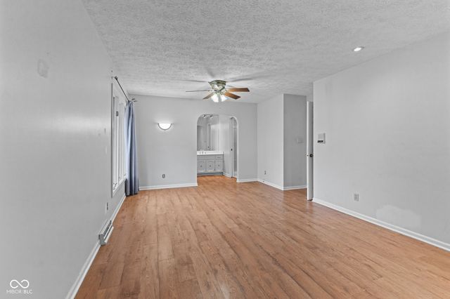 482 S Restin Road, Greenwood, IN 46142