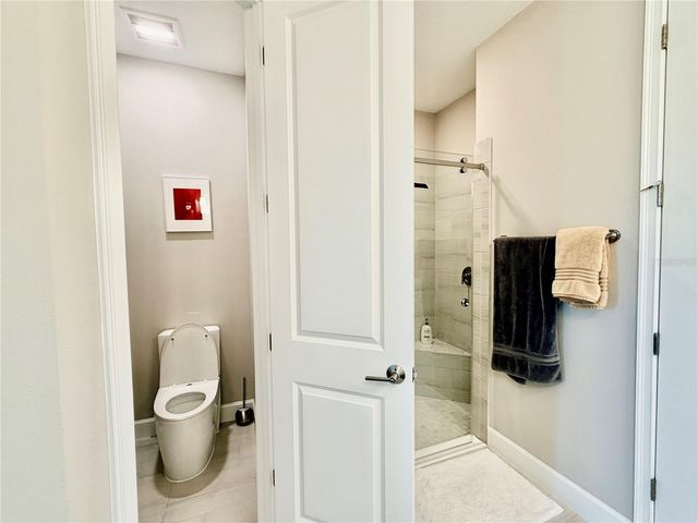 6111 MESA GLEN, Bradenton, FL 34203