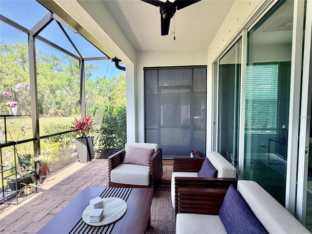 6111 MESA GLEN, Bradenton, FL 34203