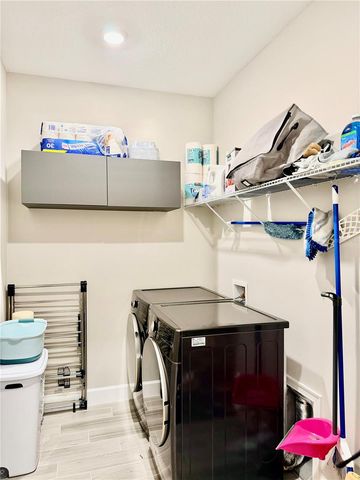 6111 MESA GLEN, Bradenton, FL 34203