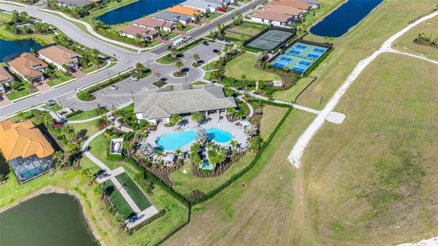 6111 MESA GLEN, Bradenton, FL 34203