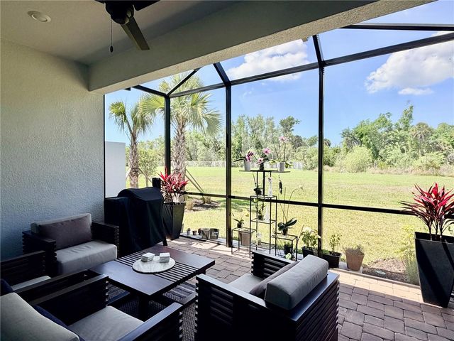 6111 MESA GLEN, Bradenton, FL 34203