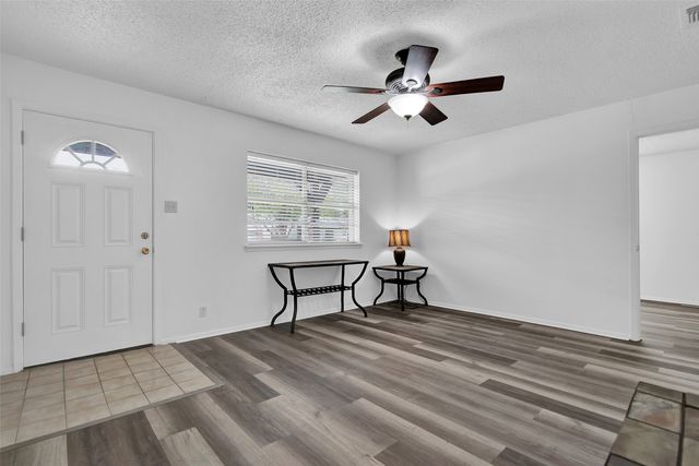 412 Lee Boulevard, Pottsboro, TX 75076