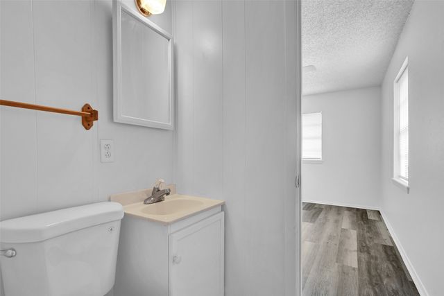 412 Lee Boulevard, Pottsboro, TX 75076