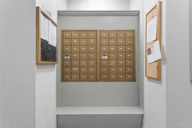 30 Clinton Place LB, New Rochelle, NY 10801