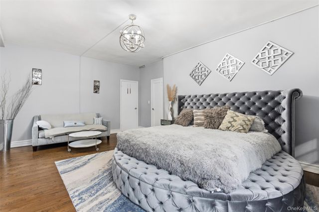 30 Clinton Place LB, New Rochelle, NY 10801