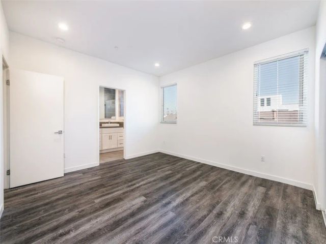 5941 Barton Avenue 102, Los Angeles, CA 90038