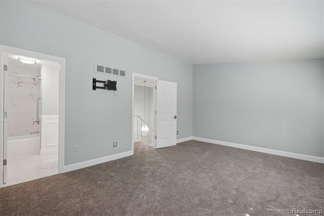 5256 Breeze Hill, Troy, MI 48098