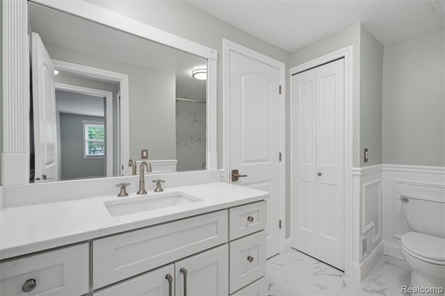 5256 Breeze Hill, Troy, MI 48098