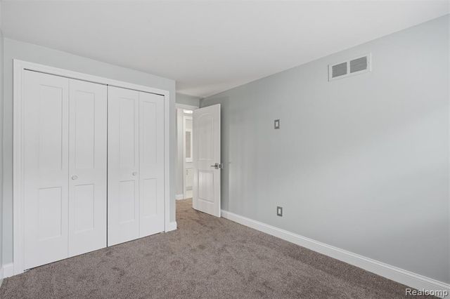 5256 Breeze Hill, Troy, MI 48098