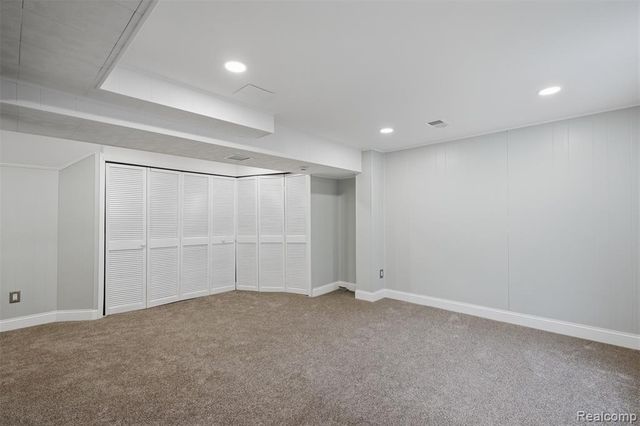 5256 Breeze Hill, Troy, MI 48098