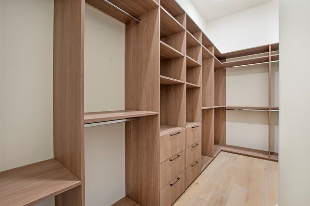 2620 Maple Avenue 1101, Dallas, TX 75201