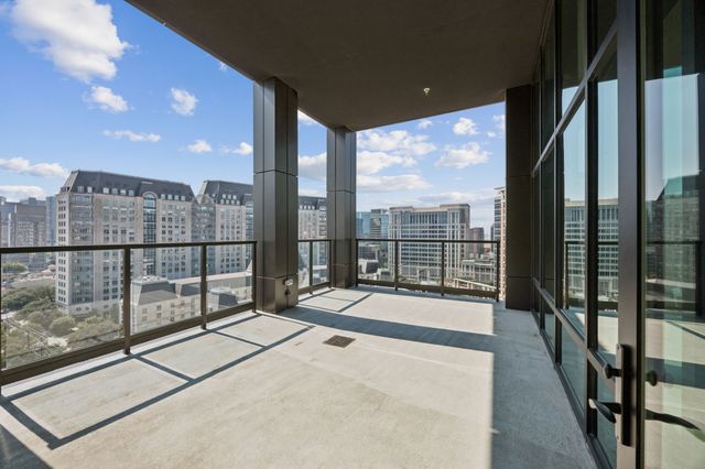 2620 Maple Avenue 1101, Dallas, TX 75201