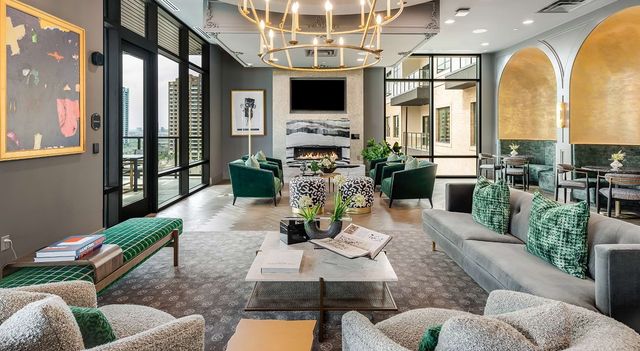 2620 Maple Avenue 1101, Dallas, TX 75201