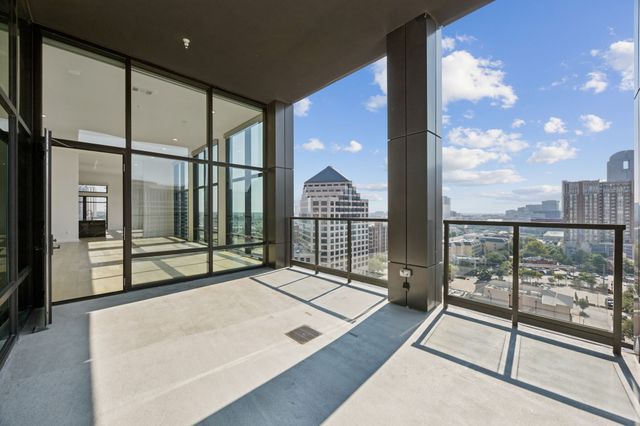 2620 Maple Avenue 1101, Dallas, TX 75201