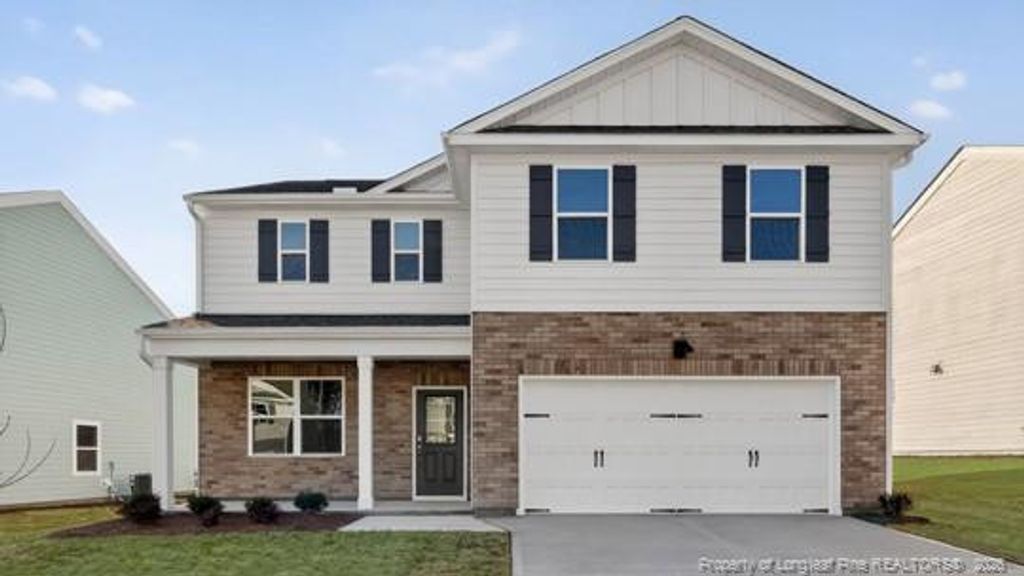 305 Maddox Drive, Aberdeen, NC 28315