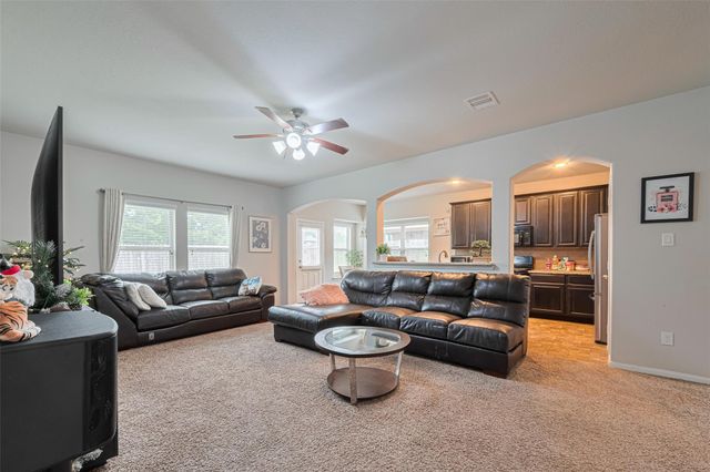 310 Gulf Winds Drive, Bacliff, TX 77518