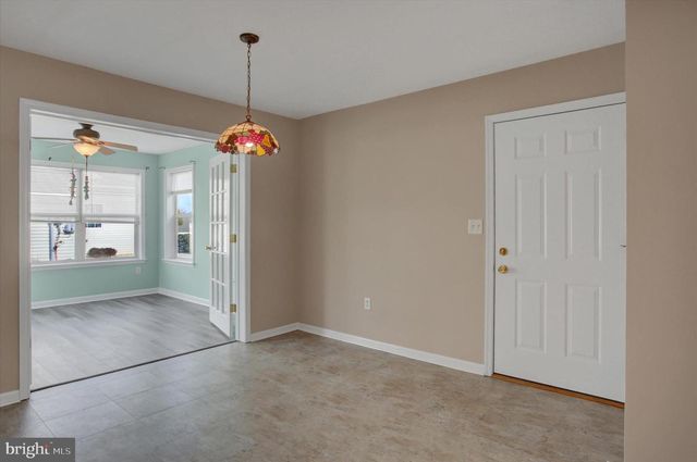 95 LANTERN LN, Shippensburg, PA 17257