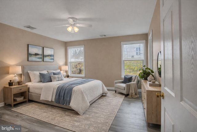 95 LANTERN LN, Shippensburg, PA 17257