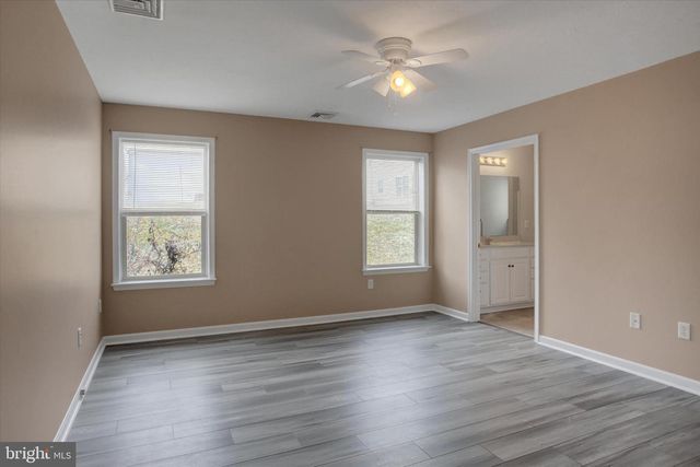 95 LANTERN LN, Shippensburg, PA 17257