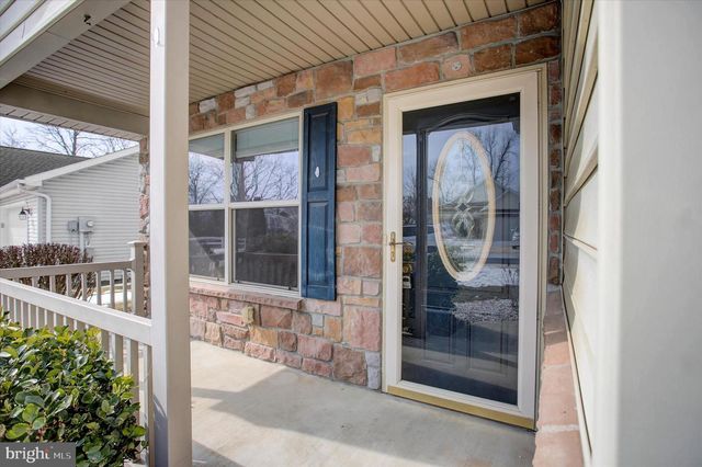 95 LANTERN LN, Shippensburg, PA 17257