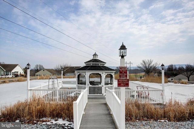 95 LANTERN LN, Shippensburg, PA 17257