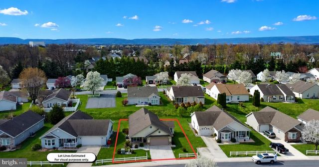 95 LANTERN LN, Shippensburg, PA 17257
