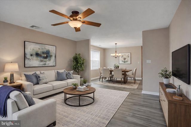 95 LANTERN LN, Shippensburg, PA 17257