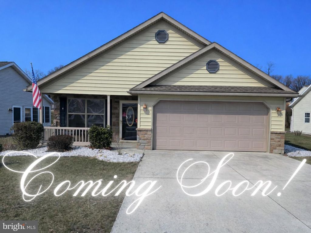 95 LANTERN LN, Shippensburg, PA 17257